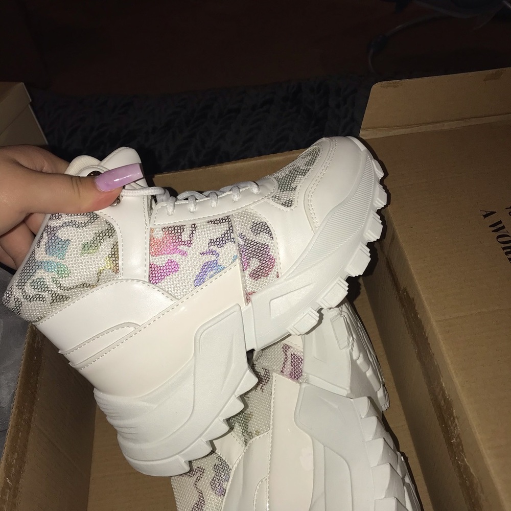Women’s sneaker boots